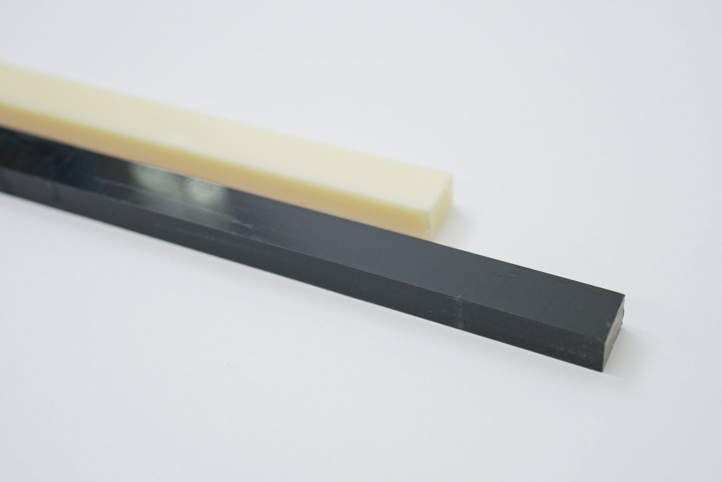 サイドウォール ABS材 (幅15mm/厚み10mm)